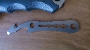 DSC_0453-300x169 Schrade Schf27 Great Survival Knife Under $50 A User Review